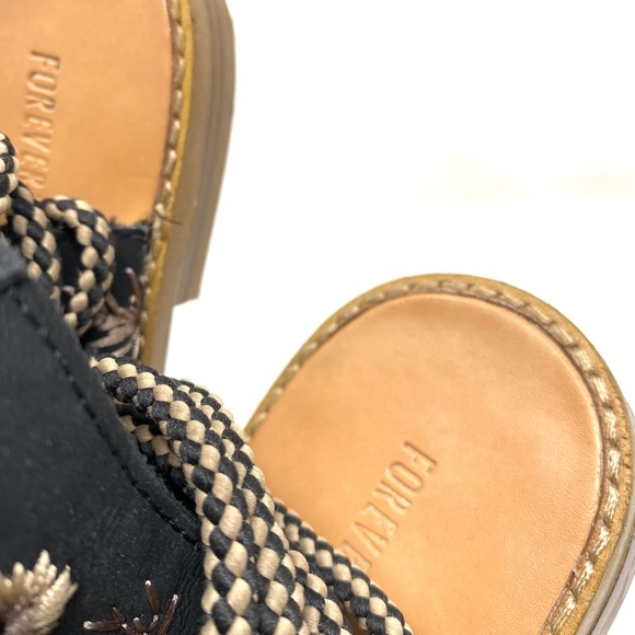 Forever 21 Sandals - Picture 7 of 7